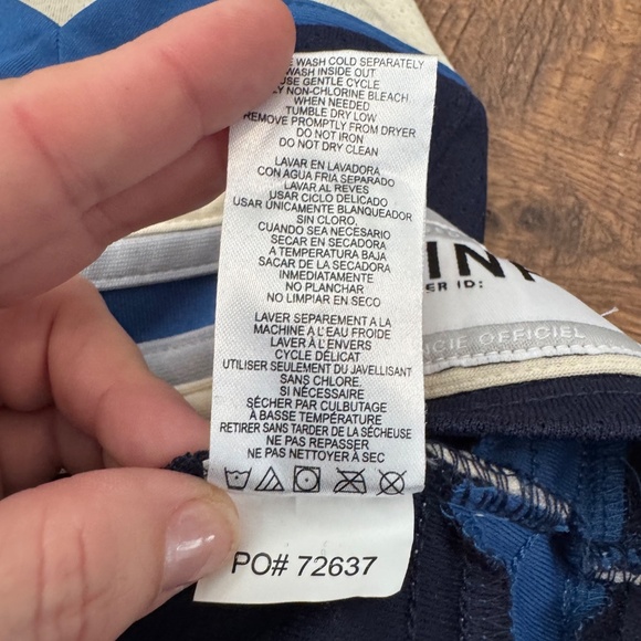 Columbus Blue Jackets NHL Hockey Jersey Infants Size 18 Months - Picture 7 of 7